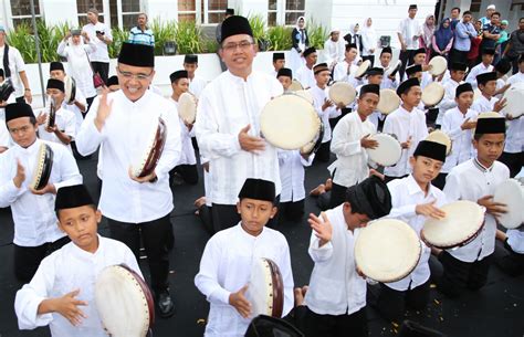 10 Bacaan Sholawat Nabi Pendek Tulisan Arab Latin Dan Artinya Blog