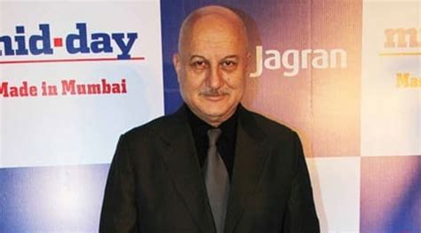 Anupam Kher turns 6 on Twitter | Bollywood News - The Indian Express