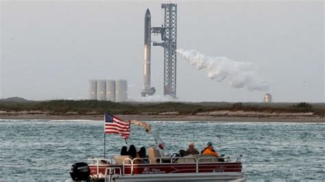 SpaceX scrubs test flight of giant Starship rocket - ABC7 Chicago