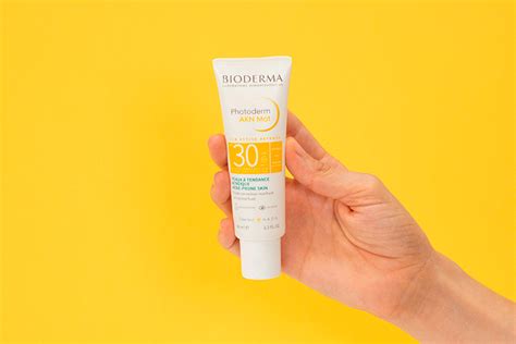 Photoderm Akn Mat Spf 30 Protector Solar Con Efecto Matificante Doble