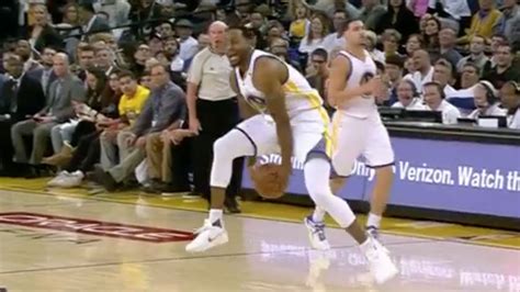 Deadspin Andre Iguodala Passes The Ball Between His Legs And Behind His Back For No Good Reason