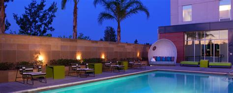 Rancho Cucamonga Hotel Deals | Aloft Ontario-Rancho Cucamonga