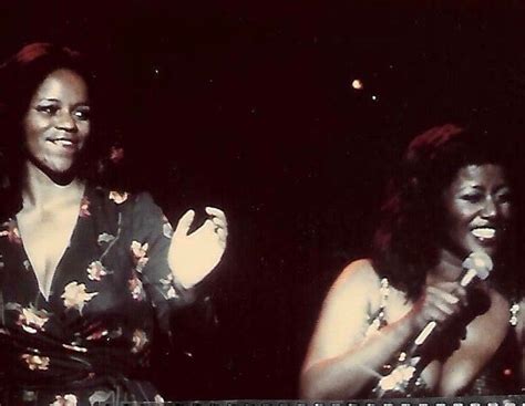 Florence Ballard on stage with The Supremes at Magic Mountain in ...