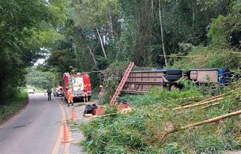 Al menos siete muertos en accidente de ómnibus en sudeste de Brasil