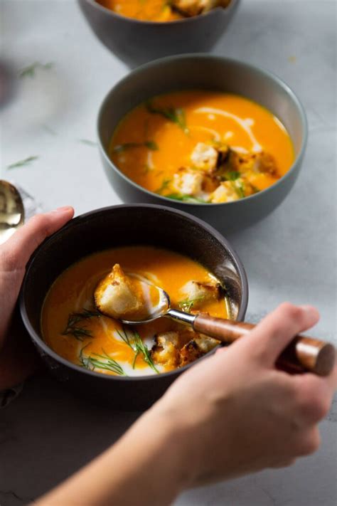 Roasted Red Pepper Tomato Soup Easiest Vegan Soup For A Quick Meal