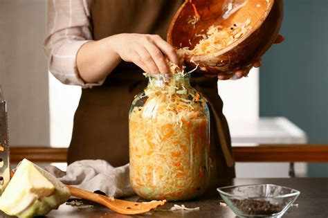 The Benefits Of Food Fermentation - Survivopedia