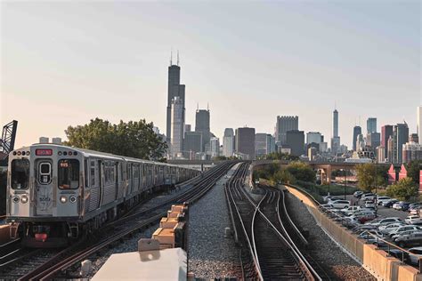 This CTA Train Station Now Hosts Chicago DJs Three Days a Week