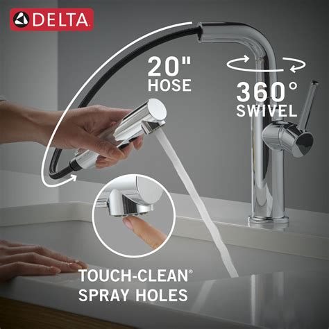 Single Handle Pull Out Kitchen Faucet In Chrome 16879 Dst Delta Faucet