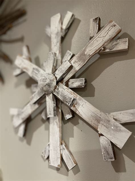 How To Make Fun Wooden Snowflake · Just That Perfect Piece