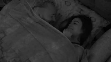 BBB23 Fred E Larissa Trocam Beijos Quentes Na Cama