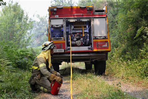 Fotos M S De Incendios Calcinan Miles De Hect Reas Y Obligan A