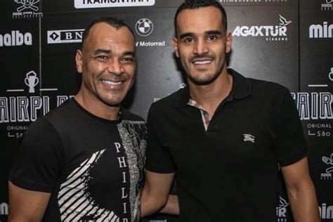 Filho Mais Novo De Cafu Se Despede Do Irm O Mensagem Emocionante