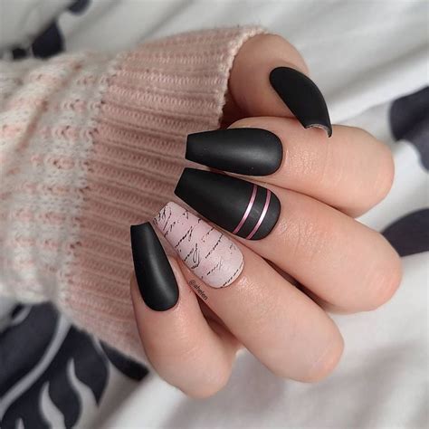 Plain Black Nail Designs