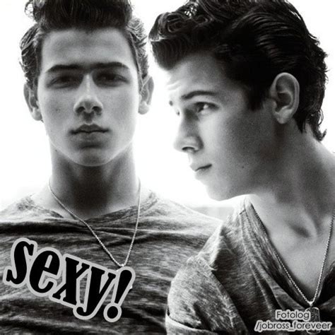 Nick Jonas Justin Bieber Photo 10150528 Fanpop