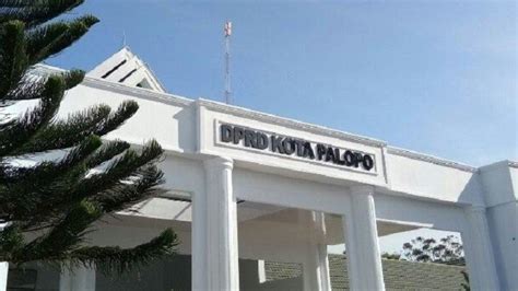 DAFTAR 25 Anggota DPRD Kota Palopo Periode 2024 2029 Cek Suara NasDem