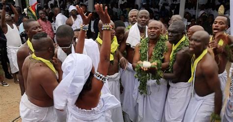 Togo Le Nouvel An Guin Avec La Prise De La Pierre Sacr E Africanews