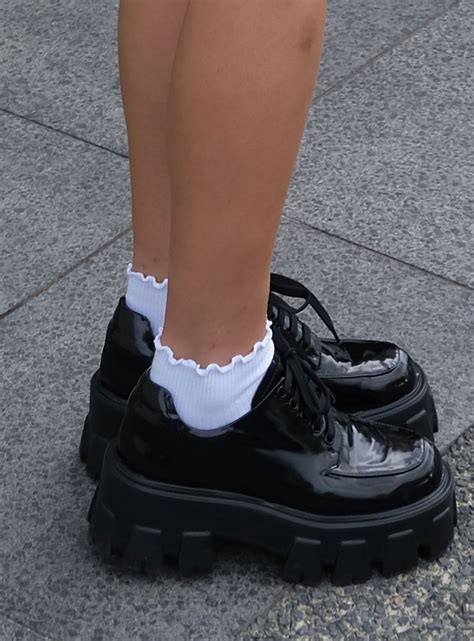 Ribbed Ruffle Socks White Socks And Sandals Fashion Socks Leather And Lace