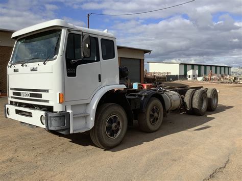 Inter Acco 2350g 8x4 Cab Chassis Truck And Tractor Parts And Wrecking