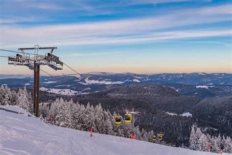 Skigebiet Schwarzwaldregion Belchen Ferienregion Münstertal Staufen