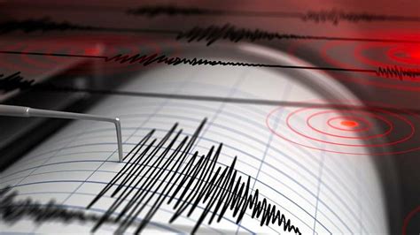 Avustralyada B Y Kl Nde Deprem Baz Binalarda Hasar Meydana Geldi