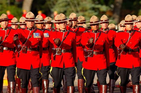 Canadian Royal Mounted Police Kanadas Bekannte Polizeitruppe