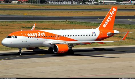 Oe Izj Easyjet Europe Airbus A Wl Photo By Gerd Weber Id