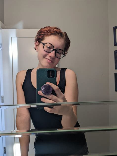 Got A New Haircut And I Feel So Cute R Dykesgonemild