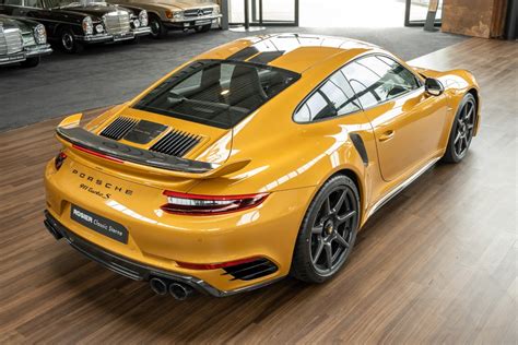 Porsche 991 Turbo S Exclusive Series Classic Sterne