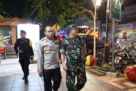 Patroli Gabungan Tni Polri Madiun Raya Untuk Keamanan Suroan Nenemonews