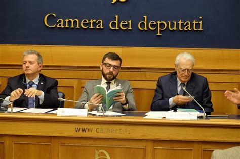 Il Lavoro Che Cambia E Le Sfide Del Futuro Flp Federazione Lavoratori Pubblici E Funzioni