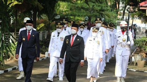 Foto Foto Pelantikan 11 Pasangan Kepala Daerah Terpilih Di Sulsel