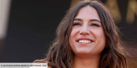 PHOTO Izïa Higelin dévoile un magnifique premier cliché de son