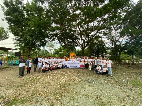 Orang Muda Ganjar Belu Salurkan Bantuan Tandon Dan Seragam Sekolah Bagi