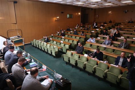 Održana sjednica Gradskog vijeća Zenica Postavljena brojna vijećnička