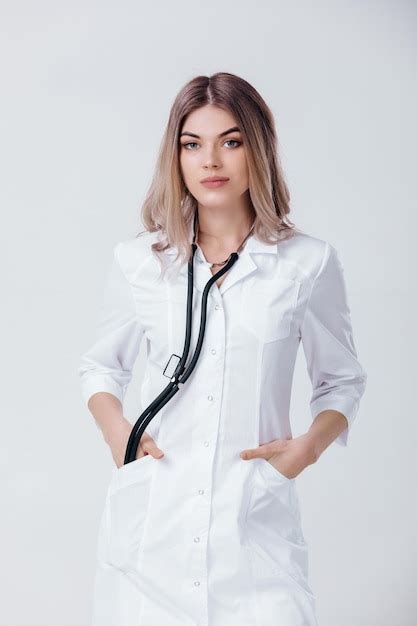 Premium Photo Doctor Woman In White Coat With Stethoscope