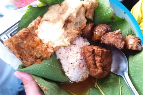 Paling Populer Ini Tempat Makan Nasi Jamblang Di Cirebon Jawa Barat