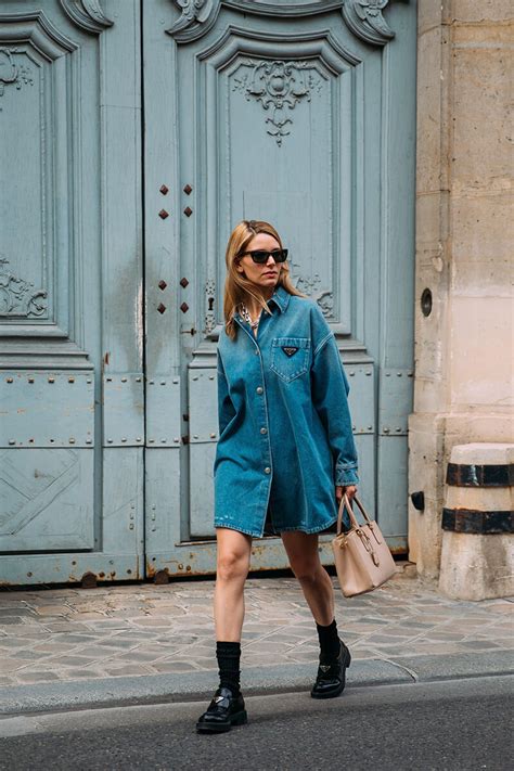 Our Favorite 25 Street Style Looks From Fall 2021 Couture Shows Paris