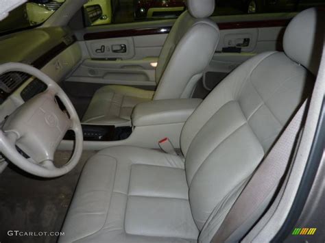 1999 Cadillac DeVille Concours interior Photo #46388689 | GTCarLot.com