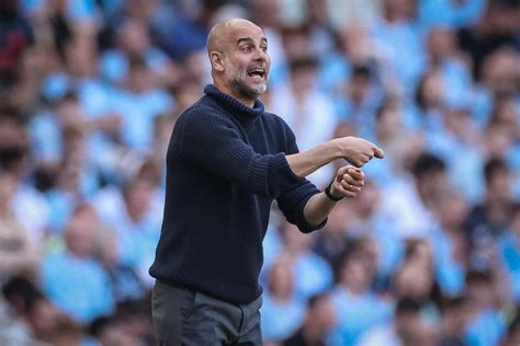 Pep Guardiola évoque un départ de Manchester City Foot 01