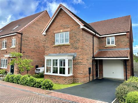 3 Bedroom Detached House For Sale In 75 Colwick Way Norton Lees