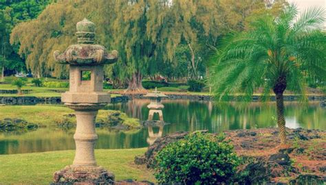 Japanese Garden Lanterns: Purpose And Symbolism | PurposeOf