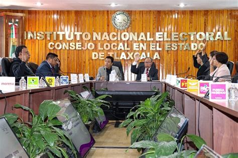 Cumpli Ine Tlaxcala Con Entrega De Constancias De Mayor A A Senadur As