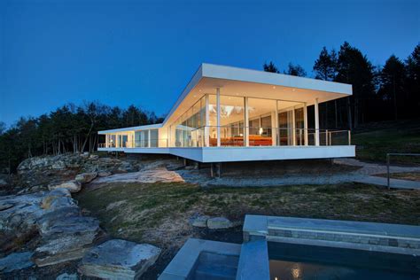 Glass House Bialecki Architects