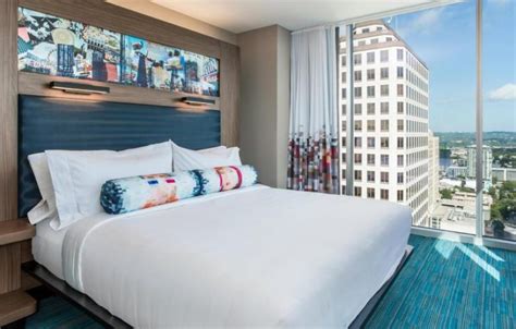 aloft Austin Downtown | Rooms For Change