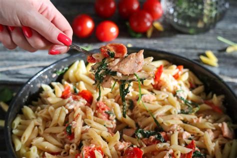 Ofen Lachs Pasta Schnell Und Einfach