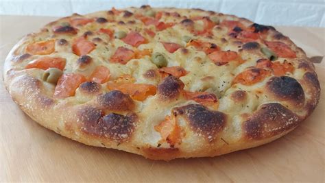 Focaccia Con Lievito Madre O Licoli Ad Alta Idratazione The Mary S