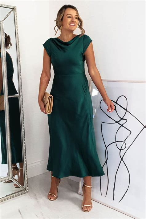 Ranela Twist Back Detail Midi Emerald Green Green Wedding Guest