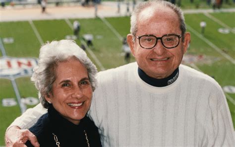 Faye Spanos, wife of Chargers owner Alex Spanos, dies at age 92 ...