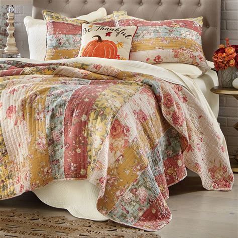 Surrey Oversized Quilt | Country Door