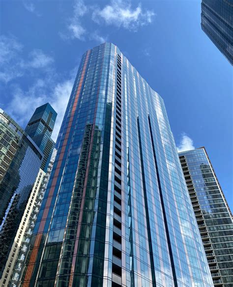 1 bed, 1 bath, 588 sq ft Available Apartment, Downtown Chicago - Luxury